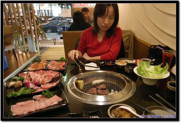 http://lh4.google.com.tw/dmreader8/R6Z37QBUsDI/AAAAAAAAEKE/O3WtTHBAlj4/s800/R0012375.jpg